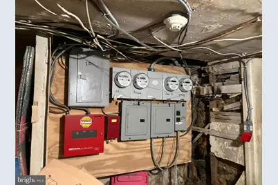 6158 Lebanon Avenue, Philadelphia, PA 19151 - Photo 6