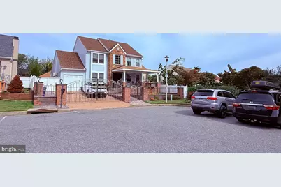 8905 Springview Road, Philadelphia, PA 19115 - Photo 2