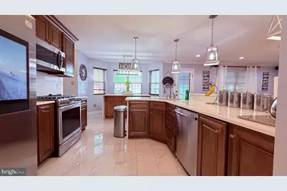 8905 Springview Road, Philadelphia, PA 19115 - Photo 32