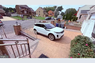 8905 Springview Road, Philadelphia, PA 19115 - Photo 10