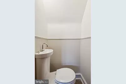 425 E Durham Street, Philadelphia, PA 19119 - Photo 14