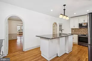 425 E Durham St, Philadelphia, PA 19119 - Photo 4