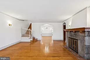 425 E Durham St, Philadelphia, PA 19119 - Photo 8