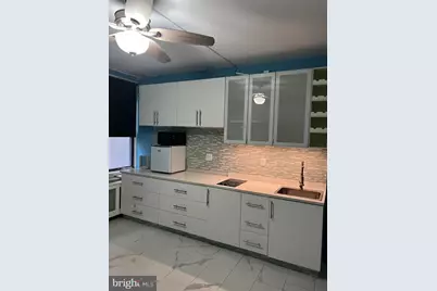 1324 Locust Street #316, Philadelphia, PA 19107 - Photo 6