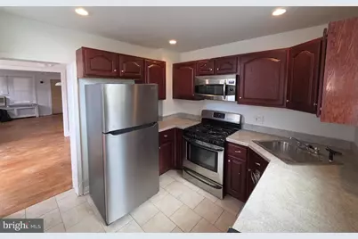 8209 Rowland Avenue, Philadelphia, PA 19136 - Photo 4