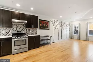 1347 20th St, Philadelphia, PA 19146 - Photo 2