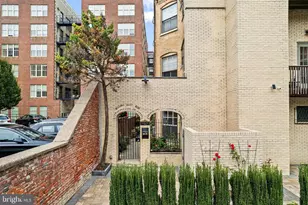 2 Willings Alley Mews, Philadelphia, PA 19106 - Photo 40