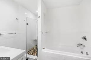 2 Willings Alley Mews, Philadelphia, PA 19106 - Photo 28