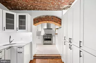 2 Willings Alley Mews, Philadelphia, PA 19106 - Photo 16