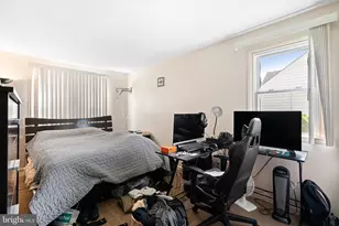 9812 Ferndale St, Philadelphia, PA 19115 - Photo 28