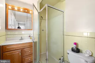 9812 Ferndale St, Philadelphia, PA 19115 - Photo 24