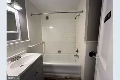 1324 Locust Street #1422, Philadelphia, PA 19107 - Photo 12