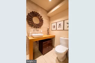 136 N 22nd Street, Philadelphia, PA 19103 - Photo 8