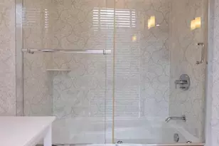 136 N 22nd St, Philadelphia, PA 19103 - Photo 48