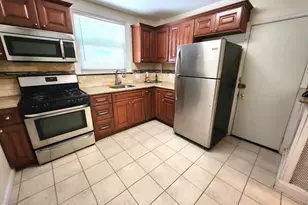 6217 N Bouvier St, Philadelphia, PA 19141 - Photo 4