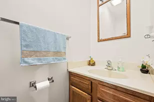 728 Kenilworth Ave, Philadelphia, PA 19126 - Photo 10