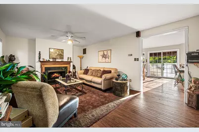 728 Kenilworth Avenue, Philadelphia, PA 19126 - Photo 2