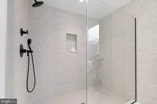 650 Fairmount Ave, Philadelphia, PA 19123 - Photo 16