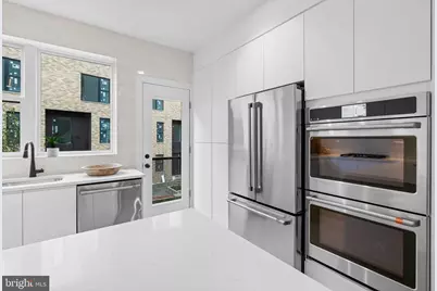 650 Fairmount Avenue #J2, Philadelphia, PA 19123 - Photo 6