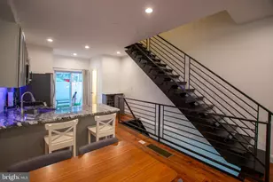 1910 Fernon St, Philadelphia, PA 19145 - Photo 4