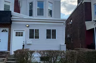 5737 Vandike St, Philadelphia, PA 19135 - Photo 2