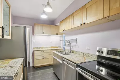 351 S 47th Street #B210, Philadelphia, PA 19143 - Photo 14