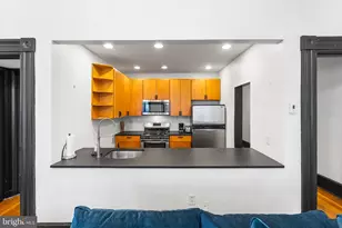 1029 Spruce St, Philadelphia, PA 19107 - Photo 10