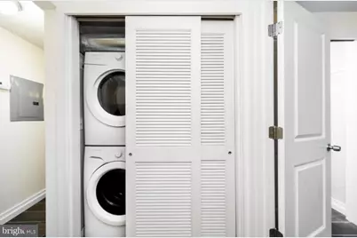 2006 Walnut Street #8, Philadelphia, PA 19103 - Photo 6