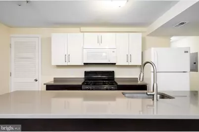 2006 Walnut Street #8, Philadelphia, PA 19103 - Photo 1