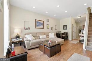 314 Gladstone St, Philadelphia, PA 19148 - Photo 4