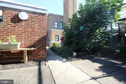 1403 Englewood Street, Philadelphia, PA 19111 - Photo 6