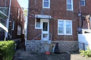 1403 Englewood St, Philadelphia, PA 19111 - Photo 4