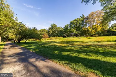 3025 W School House Lane, Philadelphia, PA 19144 - Photo 2