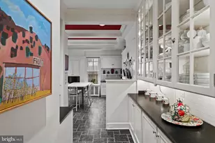 2114 Delancey Pl, Philadelphia, PA 19103 - Photo 10