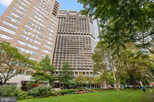 202 W Rittenhouse Square, Philadelphia, PA 19103 - Photo 2