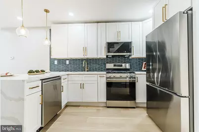 112 Hoffman Street, Philadelphia, PA 19148 - Photo 10