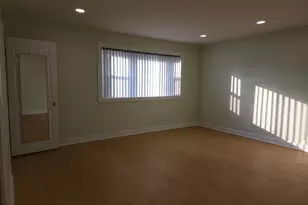 8303 Ridgeway St, Philadelphia, PA 19111 - Photo 2