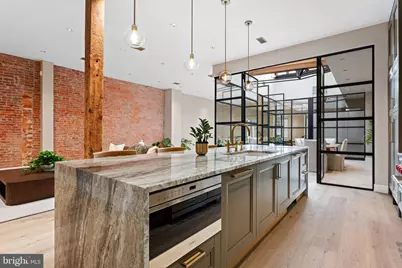 2017 Sansom Street, Philadelphia, PA 19103 - Photo 4