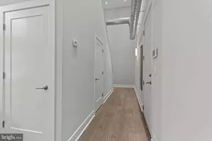 1526 Ridge Ave, Philadelphia, PA 19130 - Photo 4