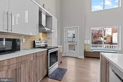 1526 Ridge Avenue #4, Philadelphia, PA 19130 - Photo 14