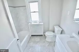 461 Flamingo St, Philadelphia, PA 19128 - Photo 16