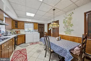 2433 S 21st St, Philadelphia, PA 19145 - Photo 6