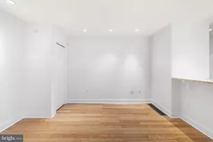 1205 Spruce St, Philadelphia, PA 19107 - Photo 10