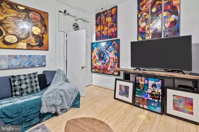 703 S 6th Street, Philadelphia, PA 19147 - Photo 8