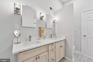 313 E Wildey St, Philadelphia, PA 19125 - Photo 28