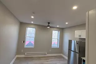 3011 N 10th St, Philadelphia, PA 19133 - Photo 2