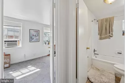 229 Manton Street, Philadelphia, PA 19147 - Photo 18