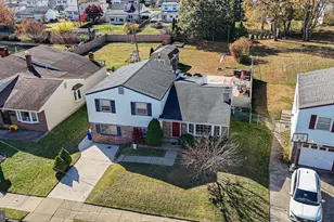 1110 Norwalk Rd, Philadelphia, PA 19115 - Photo 2