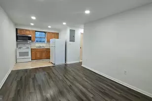 23438 W Roosevelt Blvd, Philadelphia, PA 19120 - Photo 6