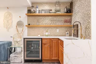 838 Lombard St, Philadelphia, PA 19147 - Photo 68